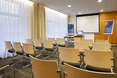 نووتل پاریس پورت دورلینز