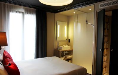 بست وسترن آلیزه مونمارتر