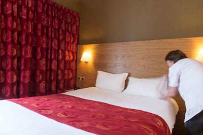 هتل د اُریجینالز د لا تور ماج ردز