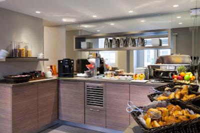 تیم هتل اپرا بلانچ فونتین