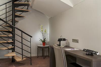 تیم هتل اپرا بلانچ فونتین