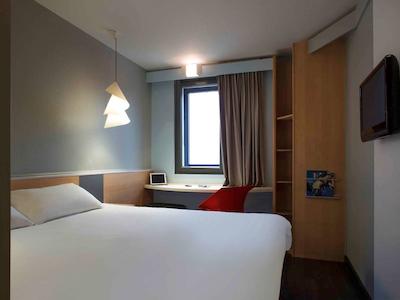 هتل ایبیز لین جرلاند موسی دز کنفلونسز