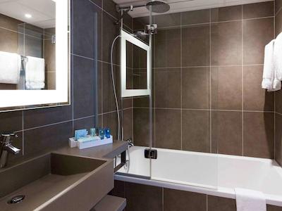 نووتل پاریس 17ام