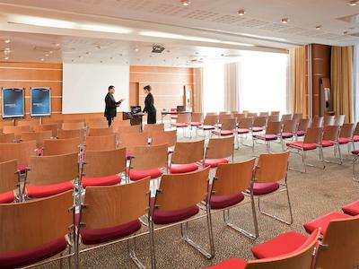 نووتل پاریس 17ام