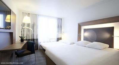 نووتل پاریس 17ام