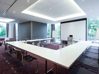 نووتل پاریس 17ام