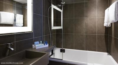 نووتل پاریس 17ام