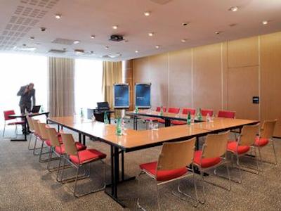 نووتل پاریس 17ام