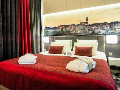 مرکور ردز کاددرال