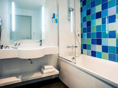 مرکور ردز کاددرال