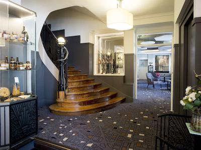 مرکور ردز کاددرال