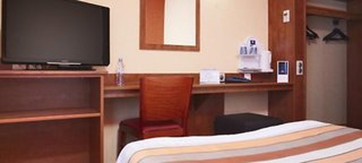 هتل کیریاد نمز اوست