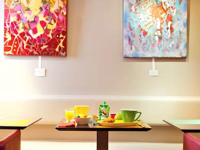 ایبیز استیلز نانتز سنتر پلاس گراسلین