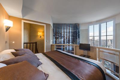 بست وسترن مرسدس آرک دی تریومف