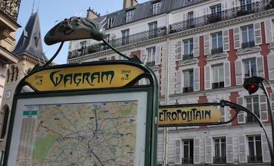 بست وسترن مرسدس آرک دی تریومف