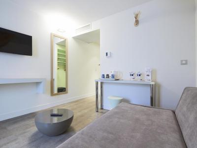 هتل کریاد پاریس 18-پورت د سلیگنانکورت-مونمارتر