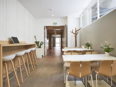 هتل کریاد پاریس 18-پورت د سلیگنانکورت-مونمارتر