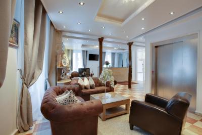 هتل د بلوون پاریس