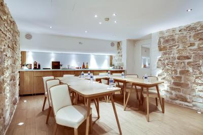 هتل د بلوون پاریس