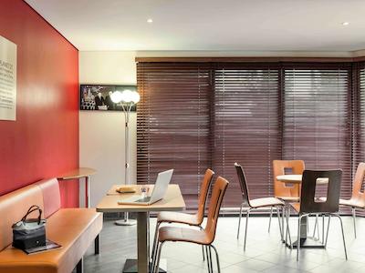 هتل ایبیز مارن-لا-والی وال دورپ