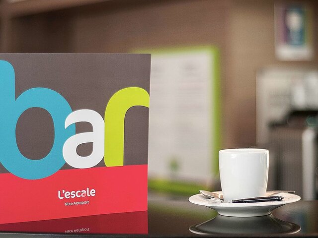 هتل ایبیز استیلز نیس ارپرت ارناز