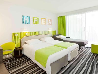 ایبیز استیلز پاریز پرت درلینز