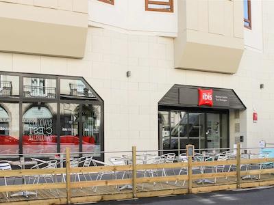 هتل ایبیز نانتز سنتر تور برتان