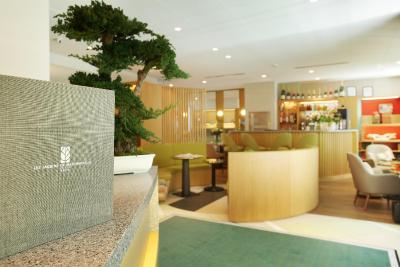 لز جاردینز د مادمویسل