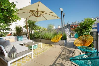 لز جاردینز د مادمویسل