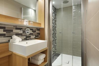 لز جاردینز د مادمویسل