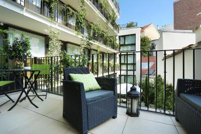 لز جاردینز د مادمویسل