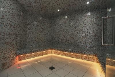 لز جاردینز د مادمویسل