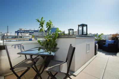 لز جاردینز د مادمویسل