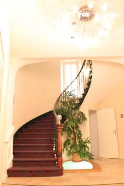 هتل ایبیز تولوس گار ماتابیاو