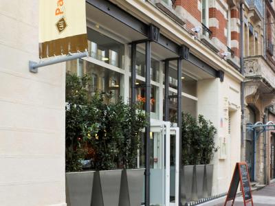 هتل ایبیز تولوس گار ماتابیاو