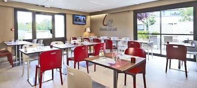 کمپانیل رنز اوست-کلون