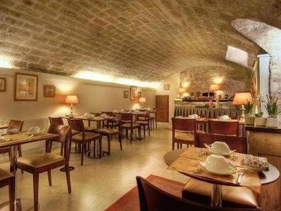 فرانس آلبین