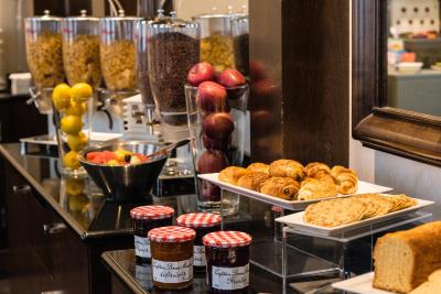 مرکور پاریس سنت لازار مونسو