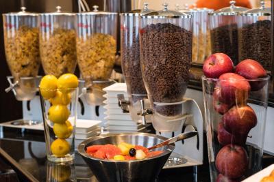 مرکور پاریس سنت لازار مونسو