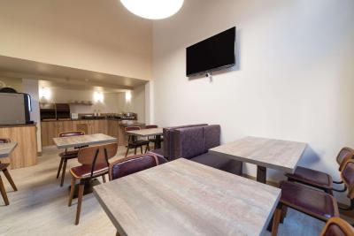 کوالیتی هتل تولوس سنتر