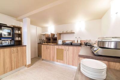 کوالیتی هتل تولوس سنتر