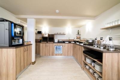 کوالیتی هتل تولوس سنتر