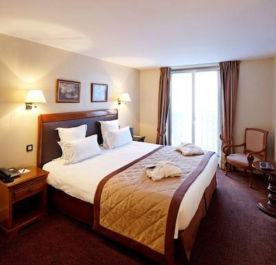 سنت جیمز آلبانی پاریس هتل اسپا