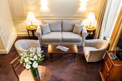 سنت جیمز آلبانی پاریس هتل اسپا