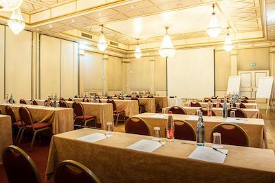 سنت جیمز آلبانی پاریس هتل اسپا