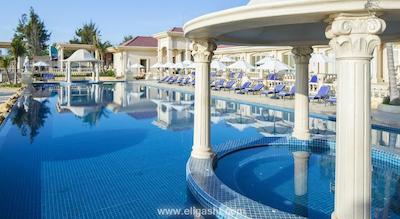 سنت جیمز آلبانی پاریس هتل اسپا