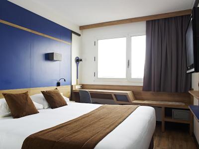 مدیان پاریس کانگرس