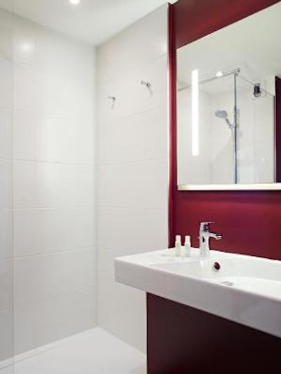 مدیان پاریس کانگرس