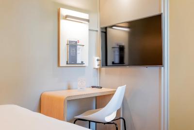 هتل ایبیز تولوس ونیورسیت