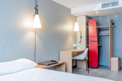 هتل ایبیز تولوس ونیورسیت